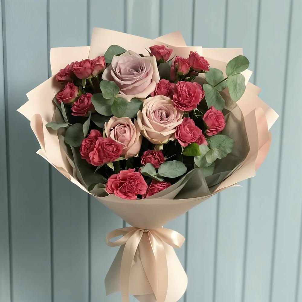 Букет цветов из: Гвоздики и Розы в Солянке