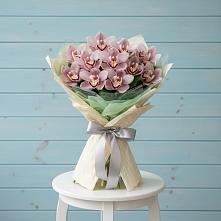 Букет цветов из:  Орхидеи и Розы в Солянке