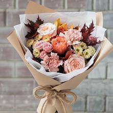 Букет цветов из:  Гвоздики, Хризантемы и Розы в Солянке