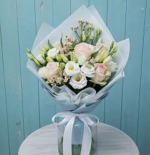 Букет цветов из:  Розы и Лизиантусы #REPLACE_PRED# Солянке