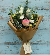 Букет цветов из:  Розы и Лизиантусы в Солянке