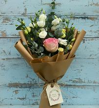 Букет цветов из:  Розы и Лизиантусы в Солянке