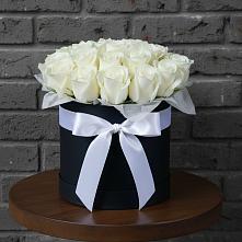 Цветочная композиция из Розы в шляпной коробке в Солянке